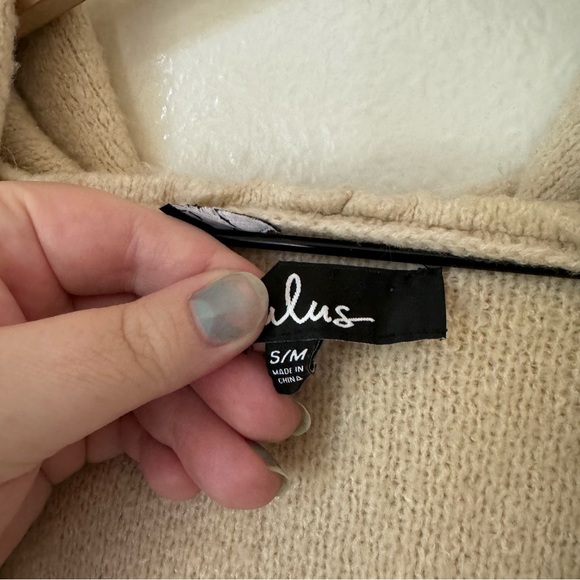 Lulus | Carlsbad Tan and Beige Hooded Cardigan Sweater - Picture 4 of 7